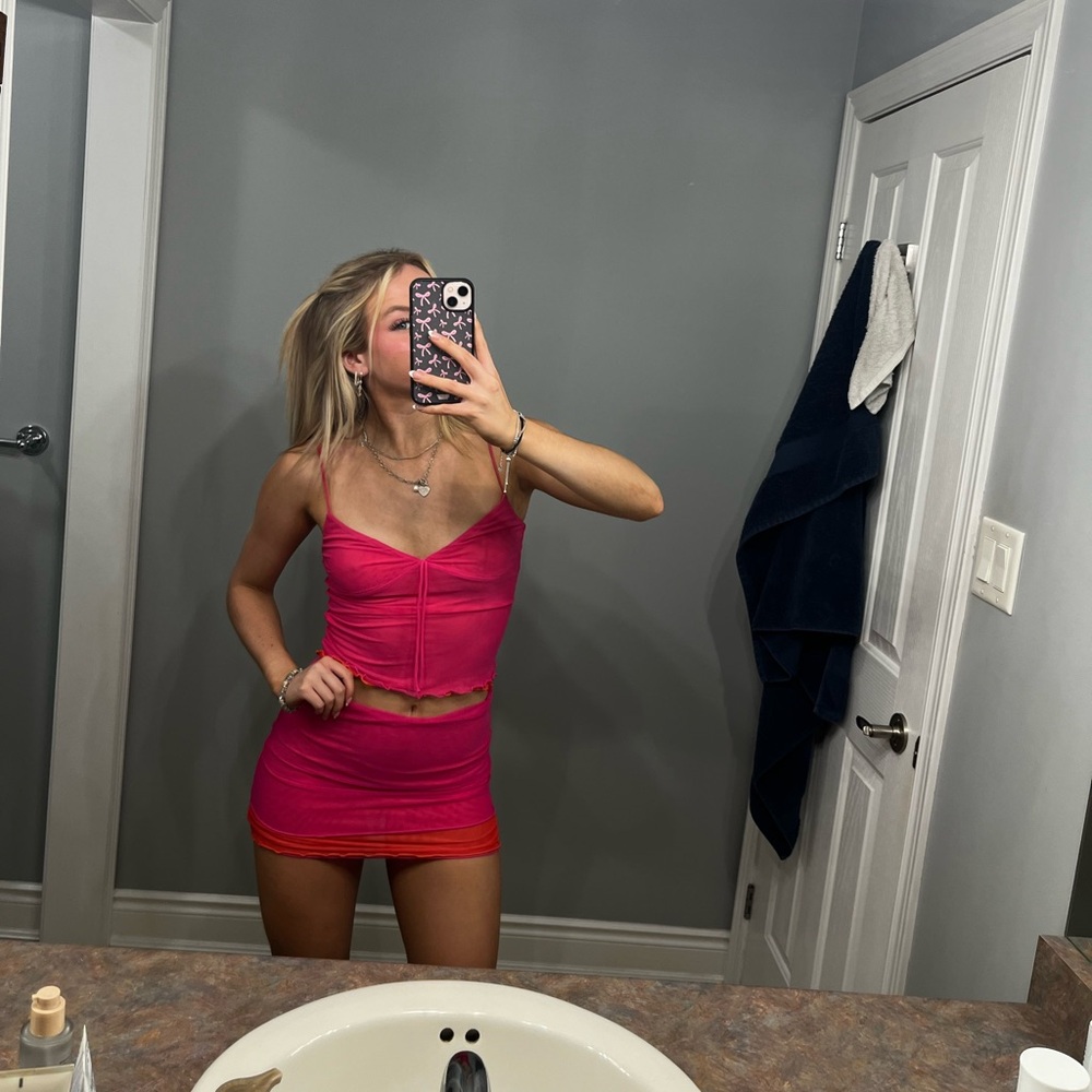 White fox pink set